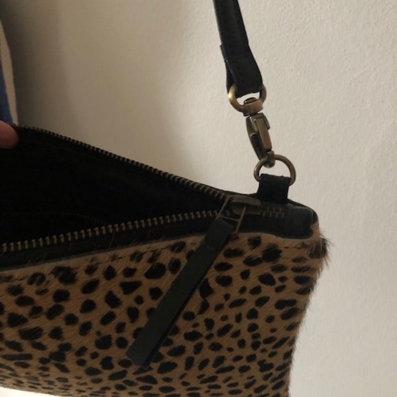 Primecut pouch bag with strap - Picture 3 of 4